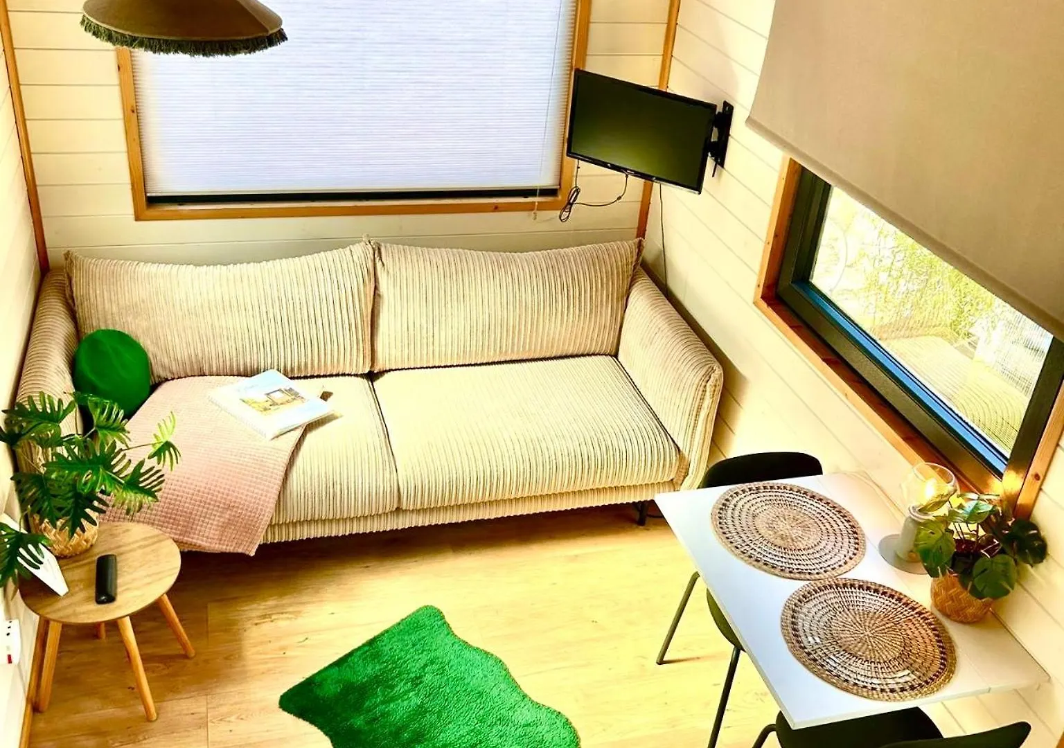 Chalet Tiny House With Garden And Jacuzzi Near Amsterdam Villa Vijfhuizen Netherlands